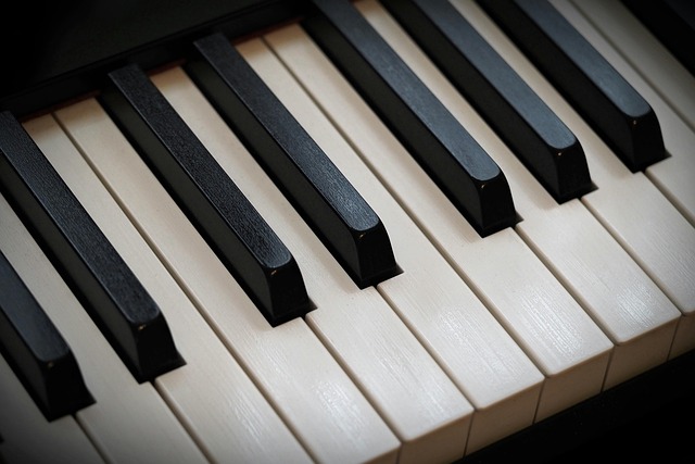 Tajemnice ukryte w szufladach: Jak kasetówki zmieniły oblicze musicali